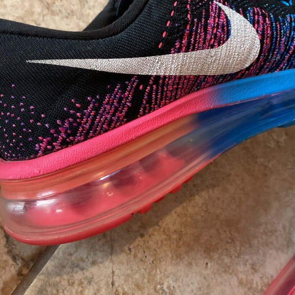 Nike Flyknit max shoes - Picture 6 of 12